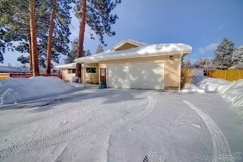 61145 Benham, Bend, OR 97702 photo 1
