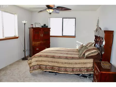3304 SW Ladow Ave, Pendleton, OR 97801 photo 8