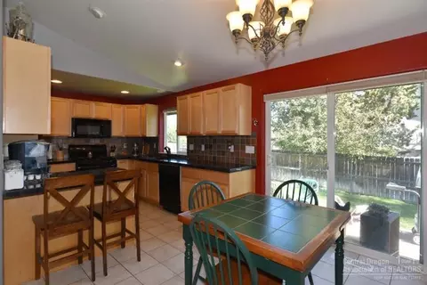 3082 NE Post Ave, Bend, OR 97701 photo 6