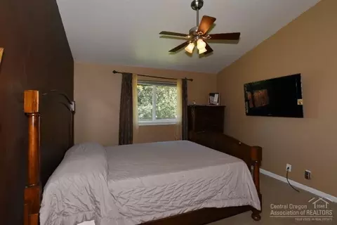 3082 NE Post Ave, Bend, OR 97701 photo 11