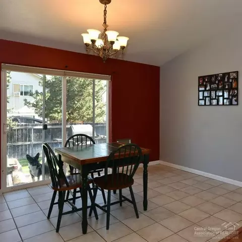 3082 NE Post Ave, Bend, OR 97701 photo 3