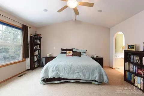 2269 NE Nuttail Ct, Bend, OR 97702 photo 16