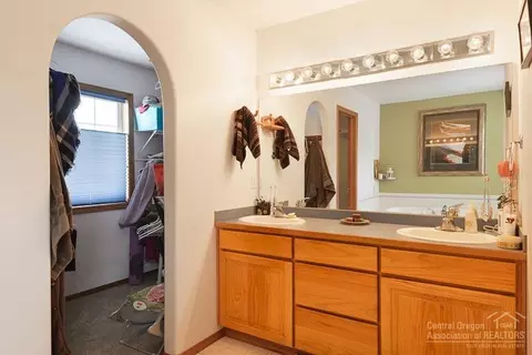 2269 NE Nuttail Ct, Bend, OR 97702 photo 19