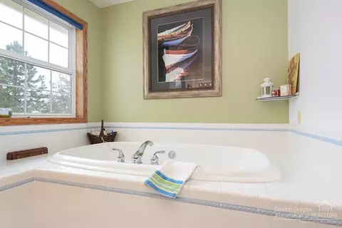 2269 NE Nuttail Ct, Bend, OR 97702 photo 18