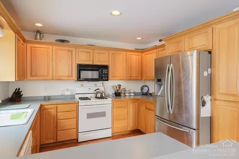 2269 NE Nuttail Ct, Bend, OR 97702 photo 14