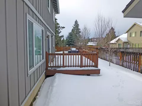 20238 Morgan Loop, Bend, OR 97703 photo 22