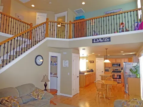 20238 Morgan Loop, Bend, OR 97703 photo 11