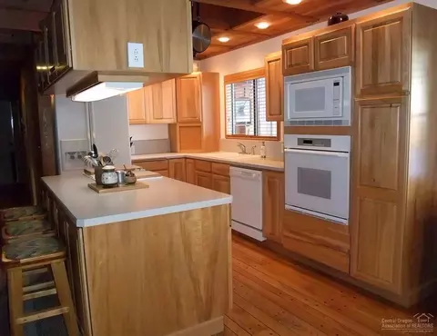 54864 Jack Pine Rd, Bend, OR 97707 photo 8