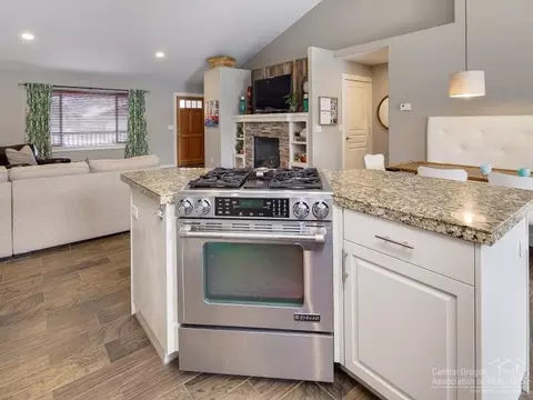 63451 Stacy Ln, Bend, OR 97701 photo 12