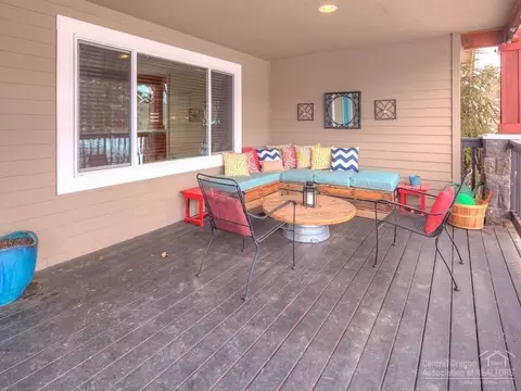 63451 Stacy Ln, Bend, OR 97701 photo 3