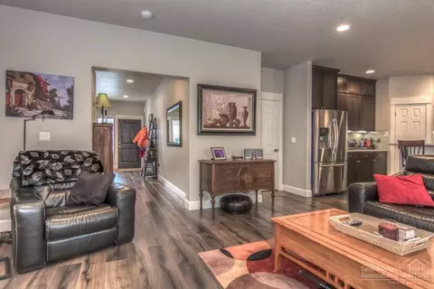 21315 Brooklyn Ct, Bend, OR 97701 photo 5