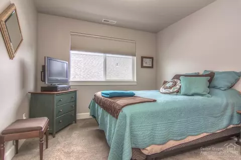 21315 Brooklyn Ct, Bend, OR 97701 photo 14