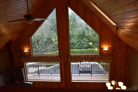 28130 E Mountain View Dr, Welches, OR 97067 photo 15