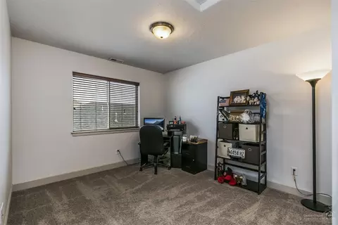 63408 Lamoine Ln, Bend, OR 97701 photo 15