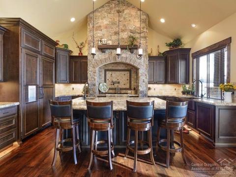 64470 Research Rd, Bend, OR 97703 photo 7
