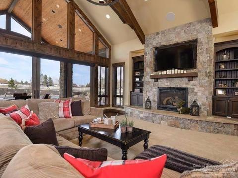 64470 Research Rd, Bend, OR 97703 photo 4