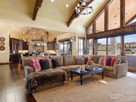 64470 Research Rd, Bend, OR 97703 photo 5