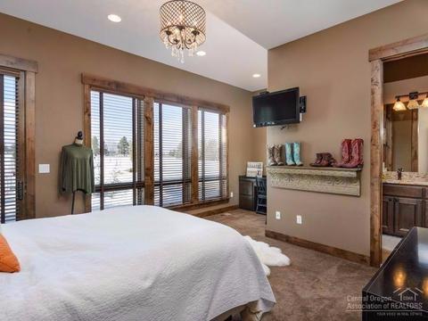 64470 Research Rd, Bend, OR 97703 photo 17