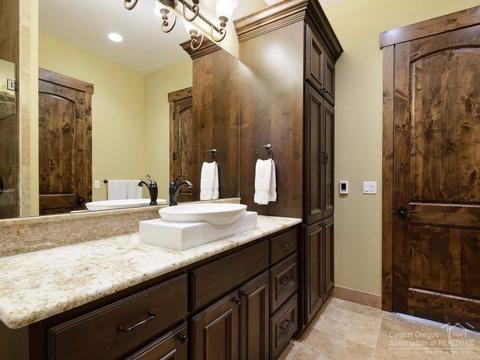 64470 Research Rd, Bend, OR 97703 photo 20