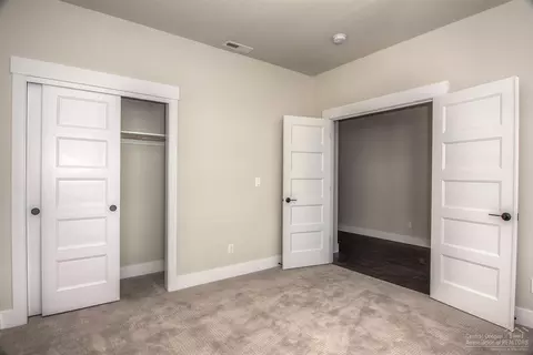 1270 NE Hoover Loop, Bend, OR 97701 photo 18