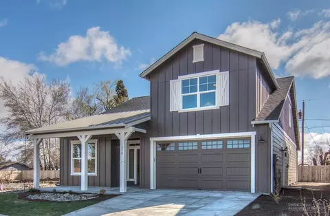 1270 NE Hoover Loop, Bend, OR 97701 photo 1
