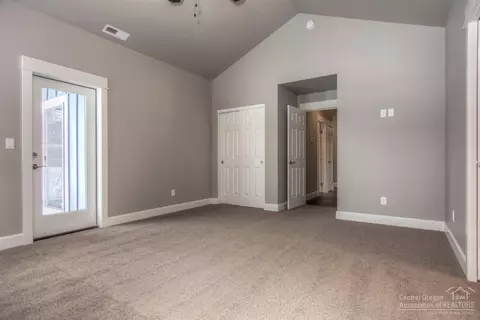 2945 NE Flagstone Ave, Bend, OR 97701 photo 15