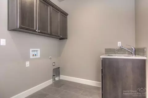 2945 NE Flagstone Ave, Bend, OR 97701 photo 19