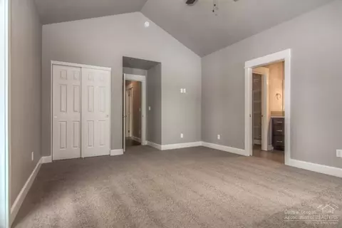 2945 NE Flagstone Ave, Bend, OR 97701 photo 16