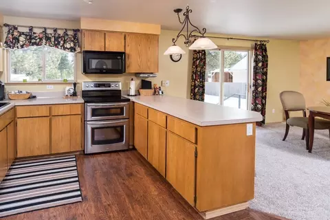 19633 Apache Rd, Bend, OR 97702 photo 7