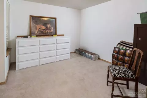 19633 Apache Rd, Bend, OR 97702 photo 9