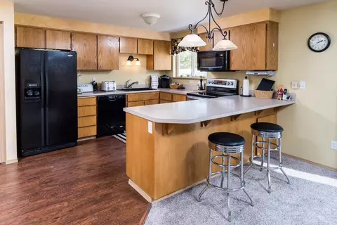 19633 Apache Rd, Bend, OR 97702 photo 6