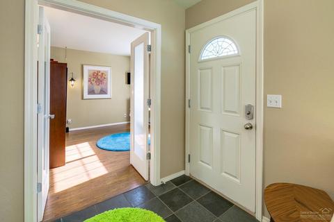1334 NW Ithaca Ave, Bend, OR 97703 photo 3