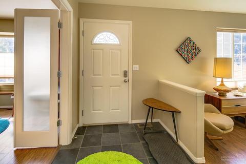 1334 NW Ithaca Ave, Bend, OR 97703 photo 2