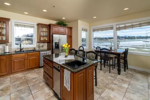 64490 Research Rd, Bend, OR 97703 photo 4