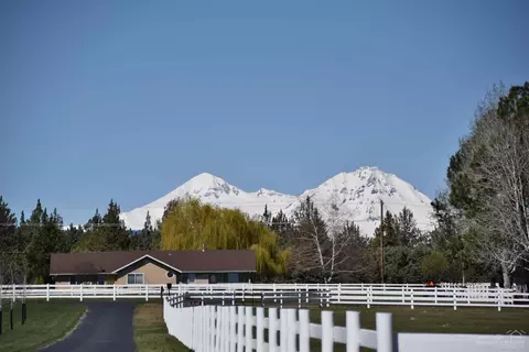 64490 Research Rd, Bend, OR 97703 photo 11