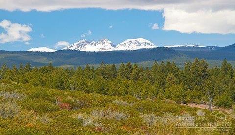 61333 Tripleknot Rd, Bend, OR 97702 photo 1