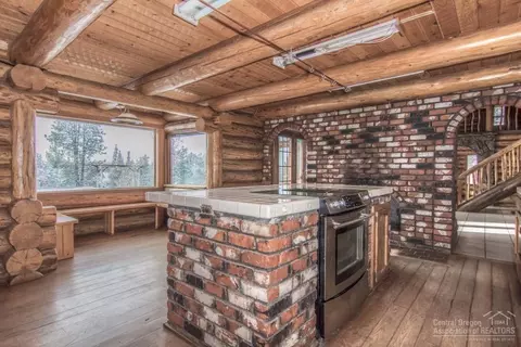 65705 Hwy 20, Bend, OR 97703 photo 13