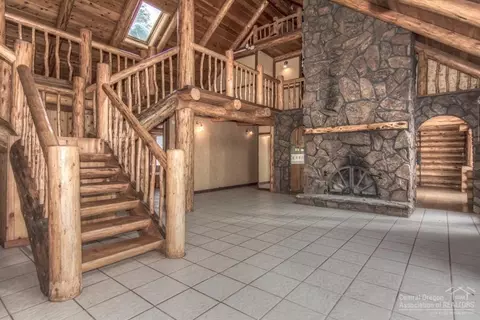 65705 Hwy 20, Bend, OR 97703 photo 4