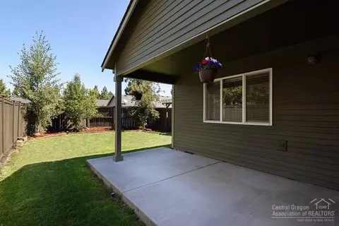 20628 Couples Ln, Bend, OR 97702 photo 17