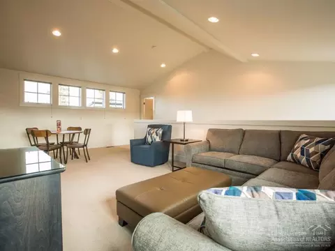 19235 Solomon Dr, Bend, OR 97702 photo 10