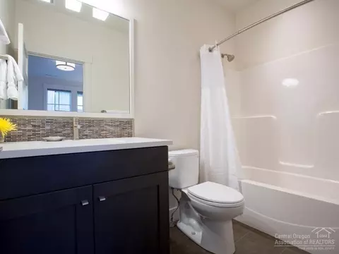 19235 Solomon Dr, Bend, OR 97702 photo 22