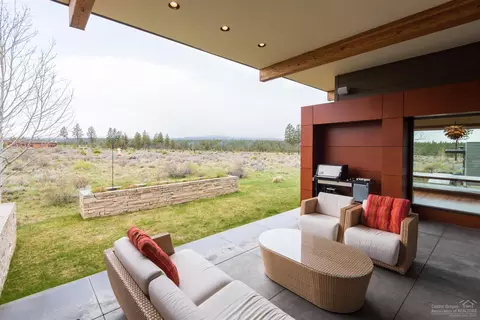 19024 NW Squirreltail Loop, Bend, OR 97703 photo 24