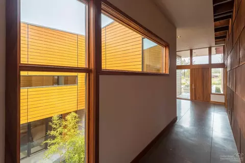 19024 NW Squirreltail Loop, Bend, OR 97703 photo 10