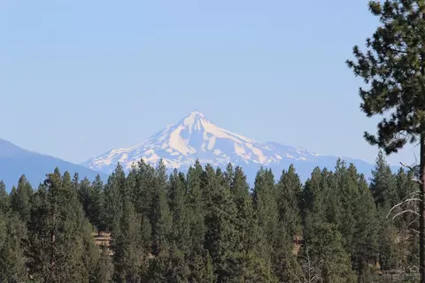 19021 Park Commons Dr, Bend, OR 97703 photo 11