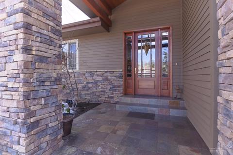 19565 Simpson Ave, Bend, OR 97702 photo 4
