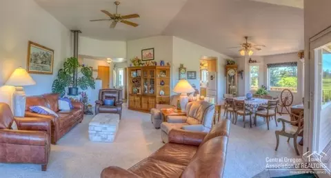 53910 Otter Dr, La Pine, OR 97739 photo 5