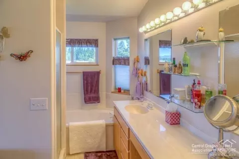 53910 Otter Dr, La Pine, OR 97739 photo 10