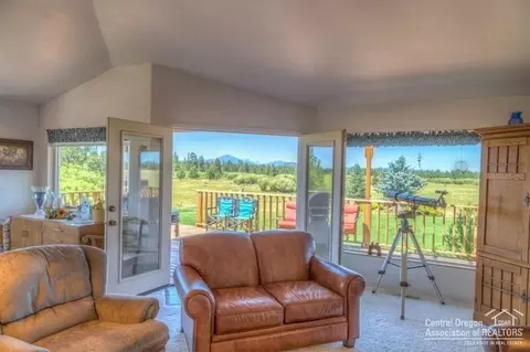 53910 Otter Dr, La Pine, OR 97739 photo 6