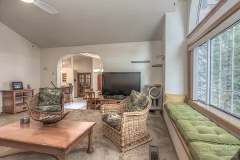 61305 Victory Loop, Bend, OR 97702 photo 10