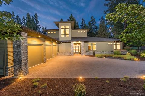 2856 NW Mcdermott Pl, Bend, OR 97703 photo 3
